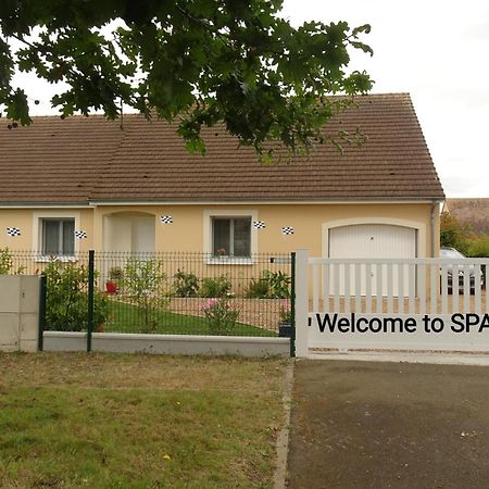 24H Le Mans Chambres Rooms Spay Exterior photo