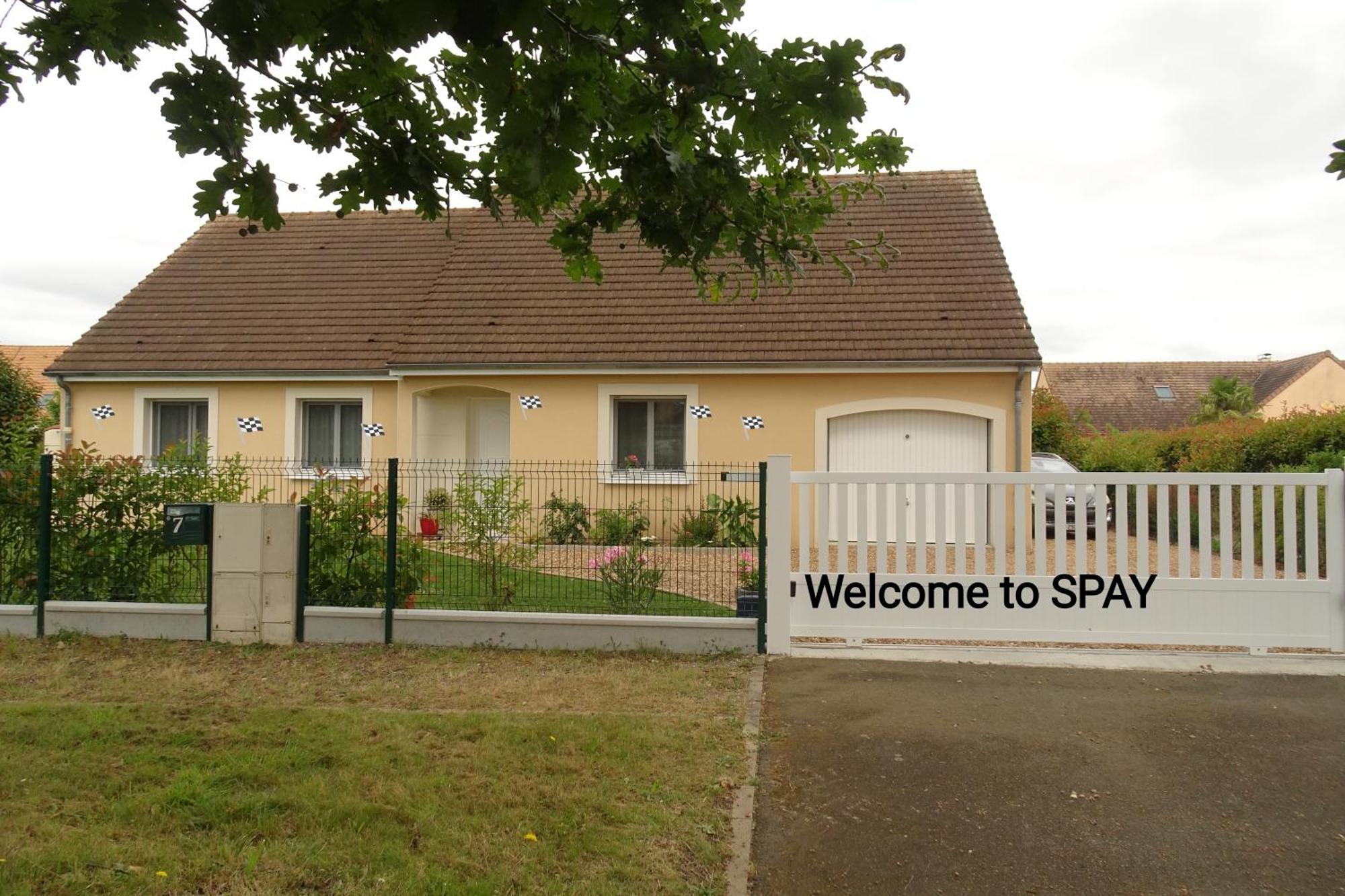 24H Le Mans Chambres Rooms Spay Exterior photo